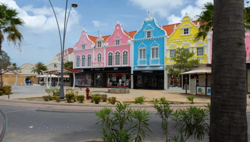 Ferienwohnung New Listing! Plaza Daniel Leo D Oranjestad Aruba
